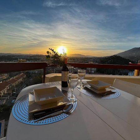Apartamento A 900 M De La Playa Y Con Vistas Al Mar En ฟูเอนฮิโรลา ภายนอก รูปภาพ