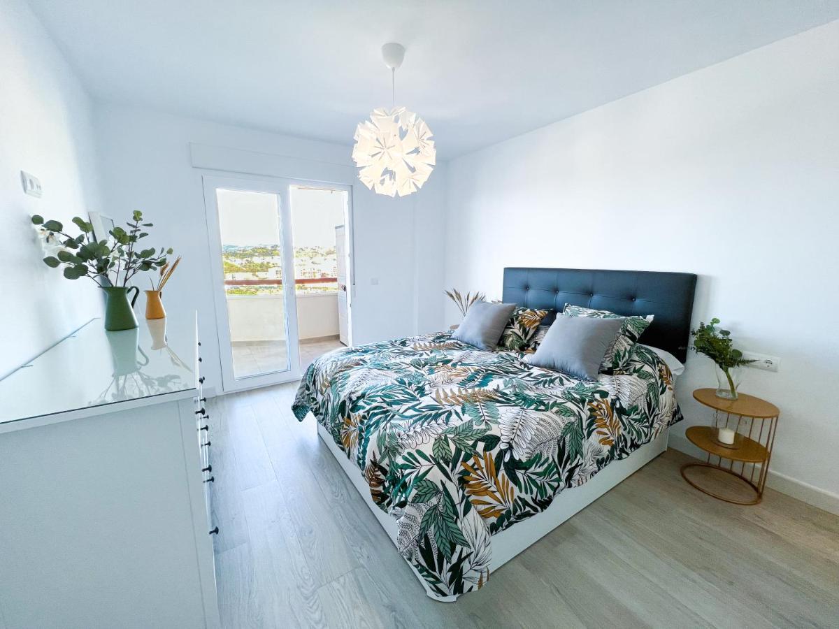 Apartamento A 900 M De La Playa Y Con Vistas Al Mar En ฟูเอนฮิโรลา ภายนอก รูปภาพ
