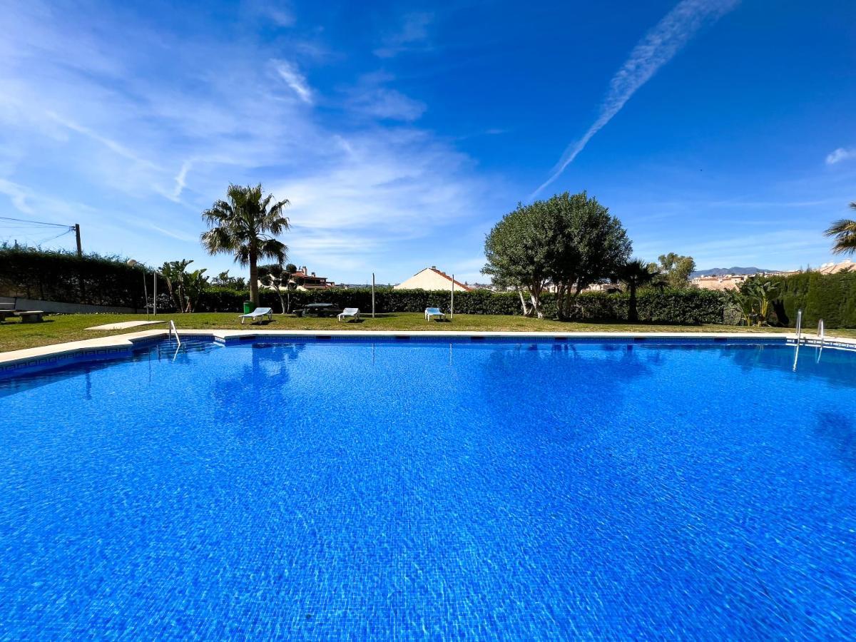 Apartamento A 900 M De La Playa Y Con Vistas Al Mar En ฟูเอนฮิโรลา ภายนอก รูปภาพ