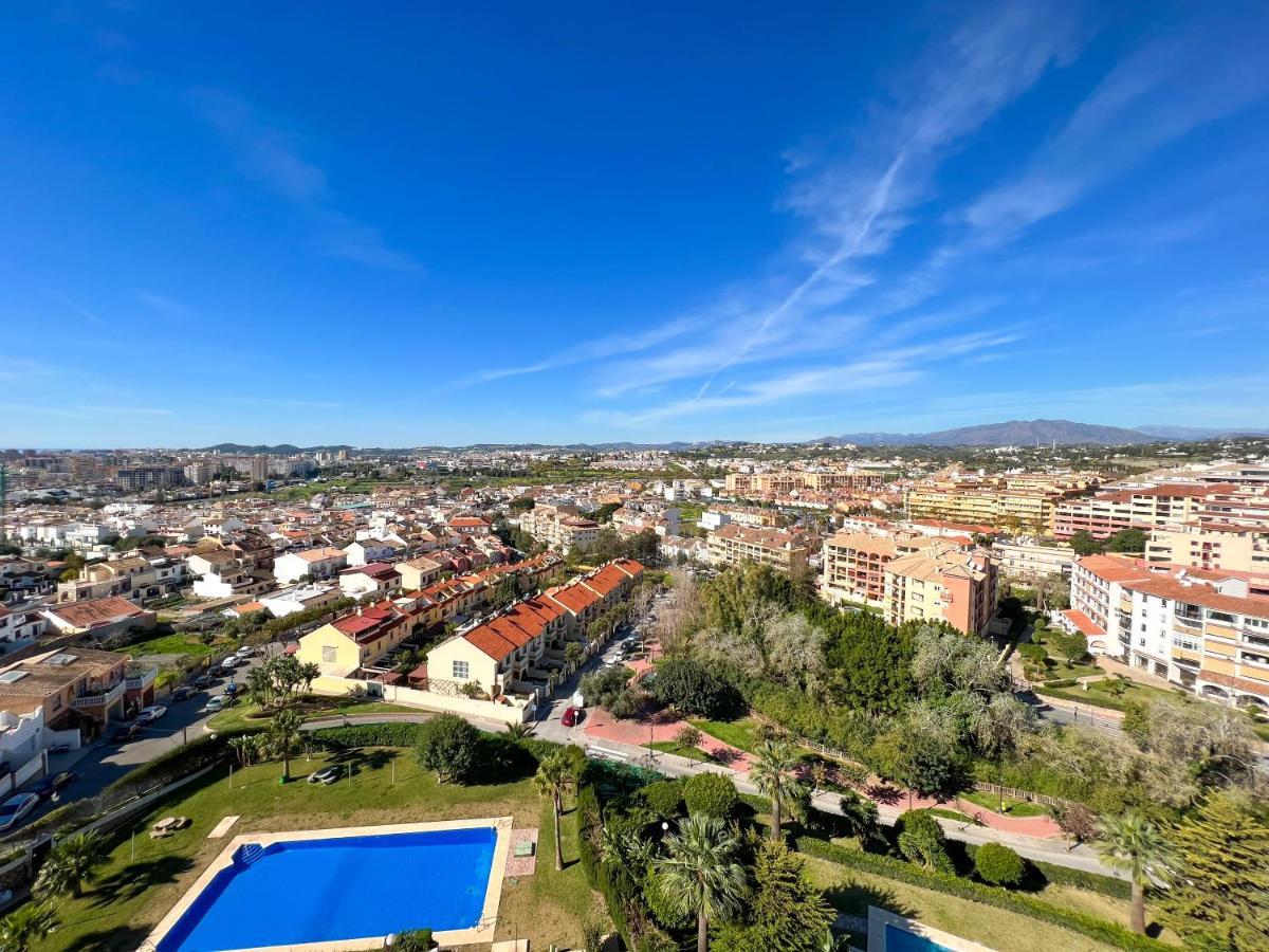 Apartamento A 900 M De La Playa Y Con Vistas Al Mar En ฟูเอนฮิโรลา ภายนอก รูปภาพ