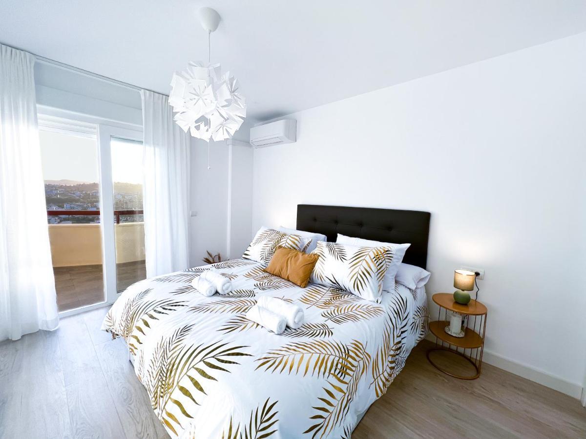 Apartamento A 900 M De La Playa Y Con Vistas Al Mar En ฟูเอนฮิโรลา ภายนอก รูปภาพ