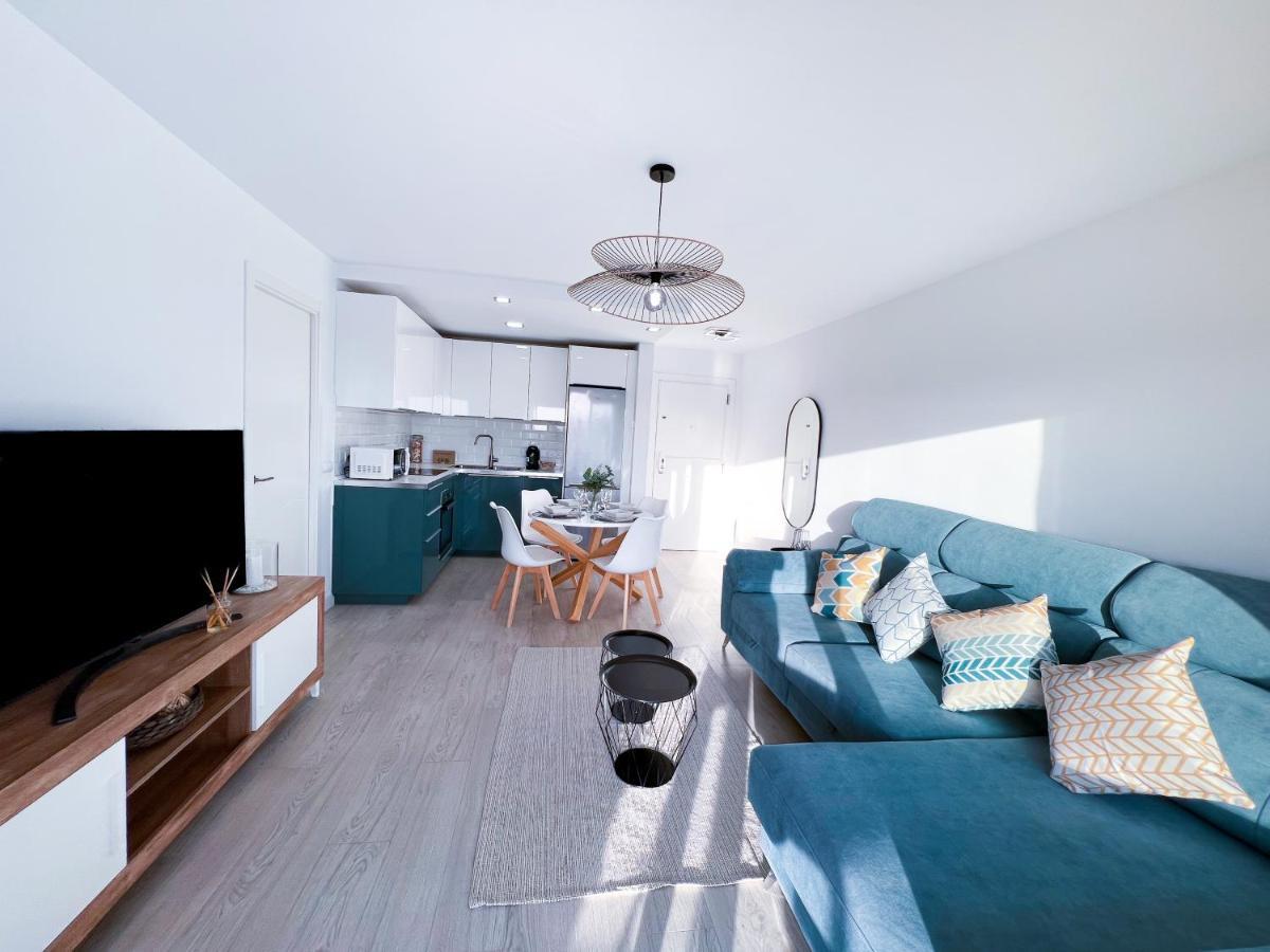 Apartamento A 900 M De La Playa Y Con Vistas Al Mar En ฟูเอนฮิโรลา ภายนอก รูปภาพ